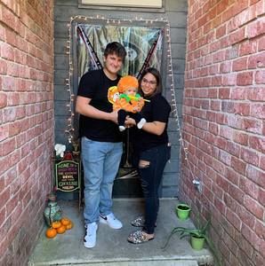 Meet your Posher, Elizabeth